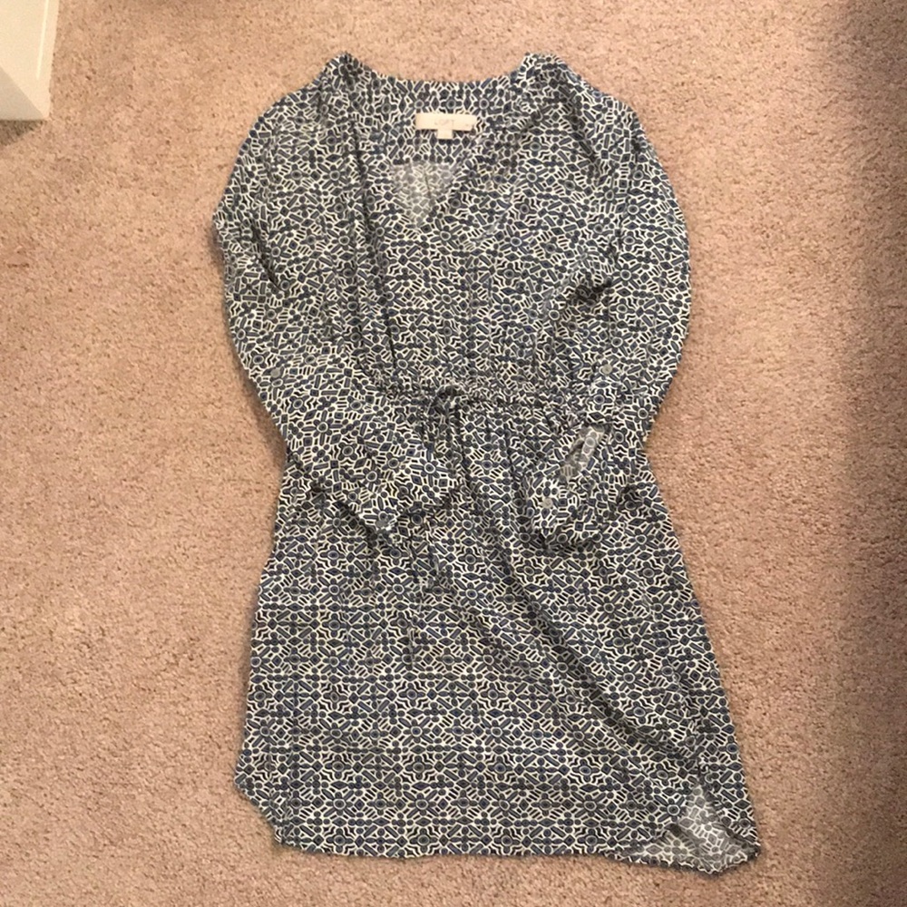 Loft Blue Printed shift Dress with Waist Petite